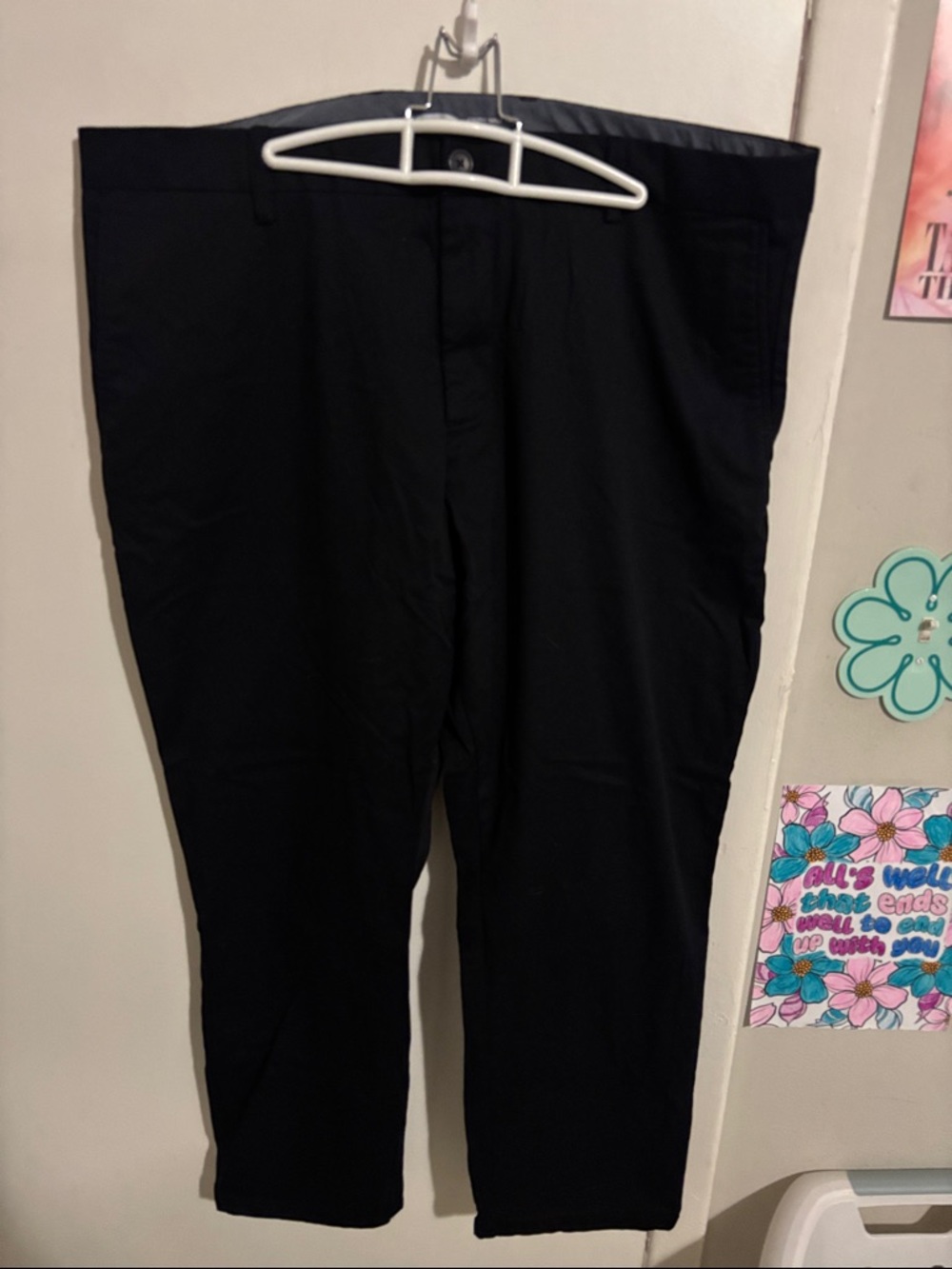 Men's 42x30 Old Navy Athletic Taper Built-In Flex Khaki Style Pants Black